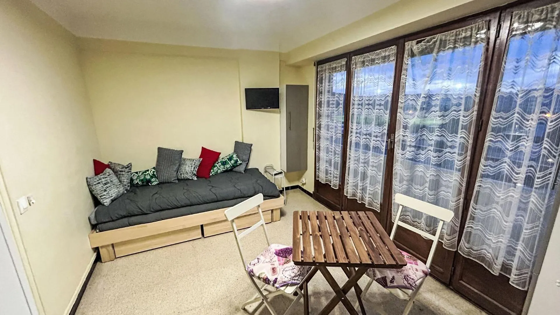 Apartment Studio Le Grand Large-4 By Interhome Le Lavandou France