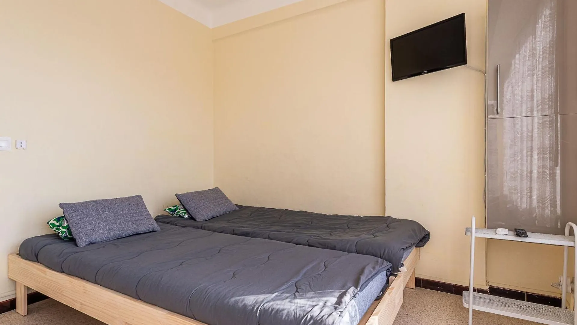 Studio Le Grand Large-4 Le Lavandou 0*,  France